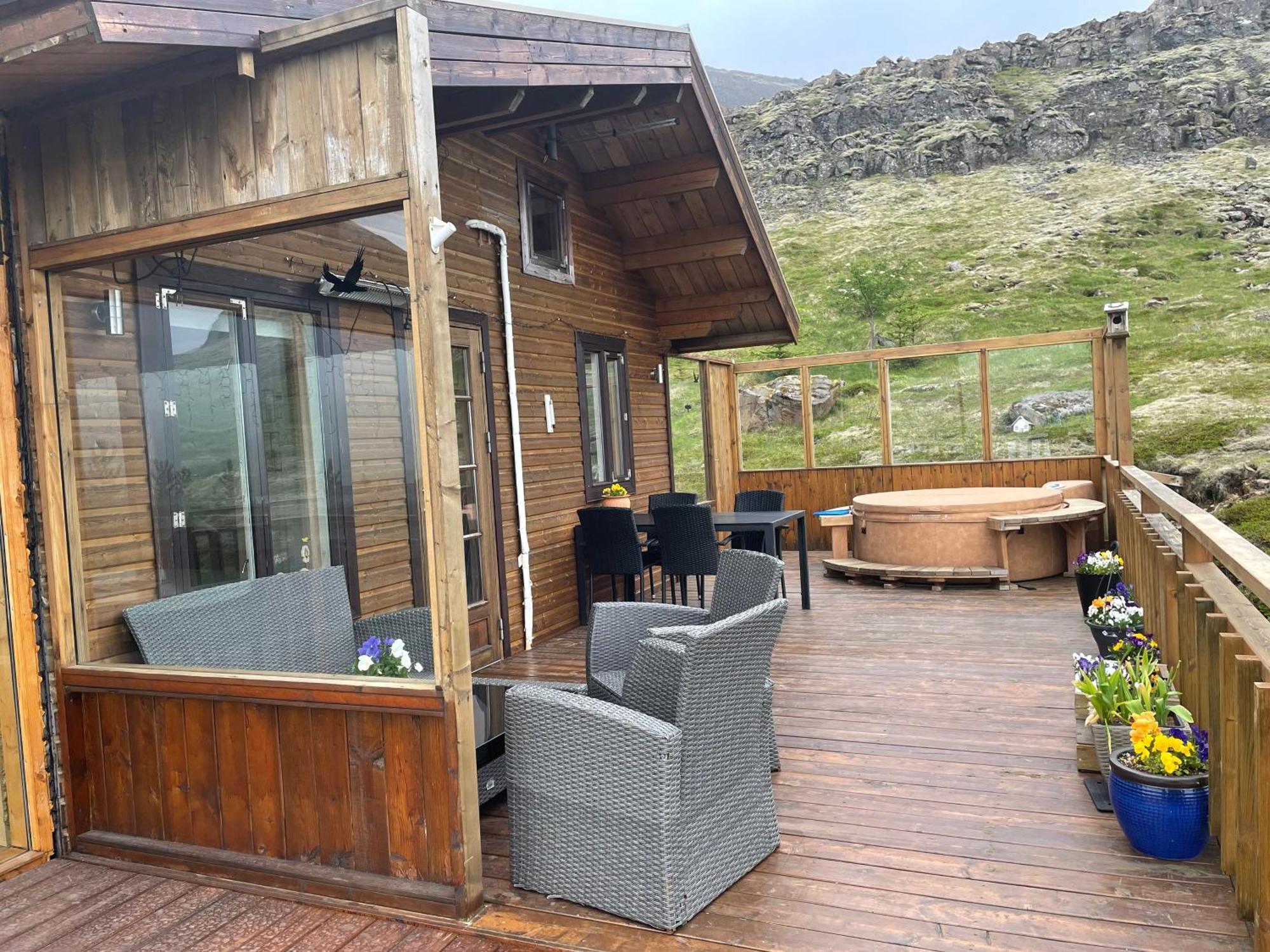 Icelandic Lake House Akranes Bagian luar foto